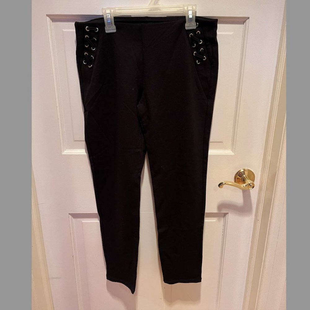 Shinestar Black Leggings With Metal & False Tie Accents - Size L